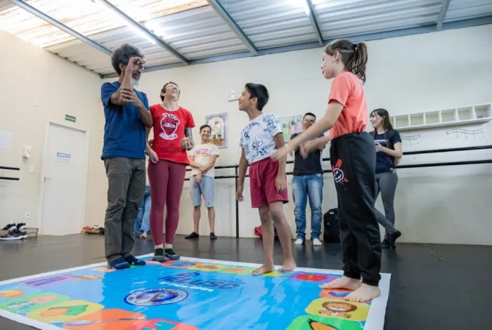 Projeto de Joinville contemplado pelo Programa de Incentivo à Cultura leva aulas de teatro a pacientes do SUS e está com inscrições abertas
