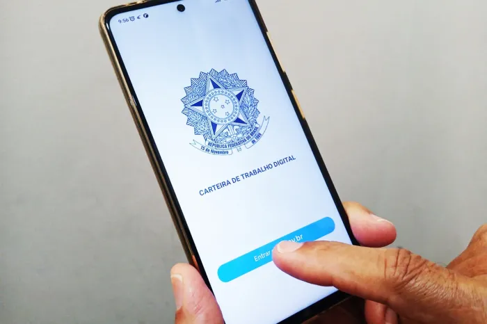 Casa do Trabalhador oferece 24 vagas de emprego nesta sexta-feira (21)