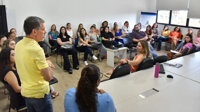 Equipes da Assistência Social definem ações estratégicas para 2025