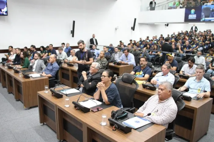 Audiência: Em clima democrático, reunião debate projeto sobre a pesca em MS