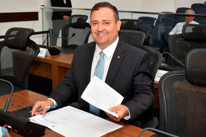 Matéria prorroga vigência de norma que proíbe a captura e comercialização do Dourado em MS