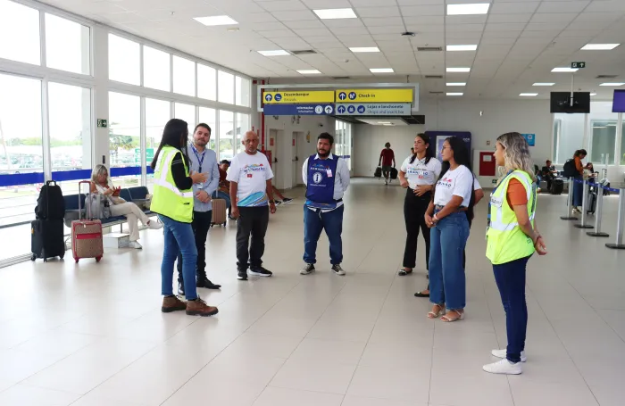 Atendentes do CAT realizam visita técnica ao aeroporto de São Luís