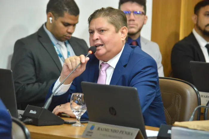 Câmara analisa convênio com clínicas para atendimento de pessoas autistas