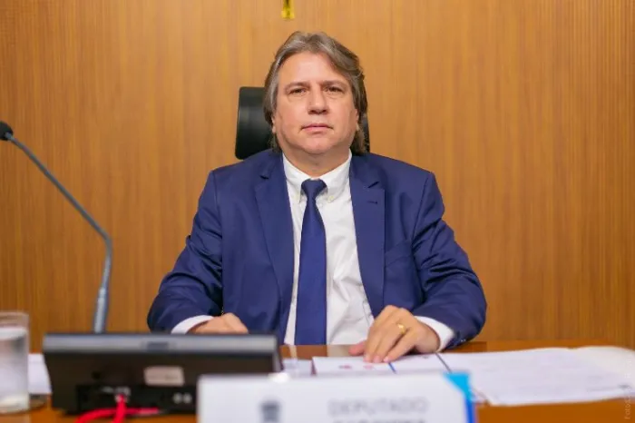 Relatado por Deputado Caravina, projeto garante vale-creche para mães trabalhadoras em MS