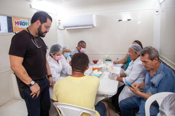 Ação Resgate leva serviços de saúde e assistência jurídica para população em situação de rua
