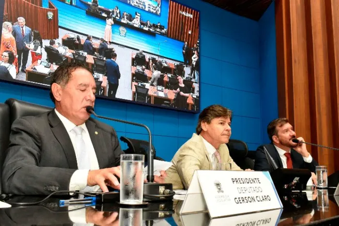 Propostas do Executivo que dispõem sobre programas sociais serão votadas hoje