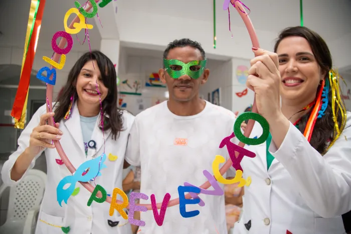 SES promove baile de Carnaval para pacientes assistidos na Casa de Apoio do Hospital de Oncologia do Maranhão