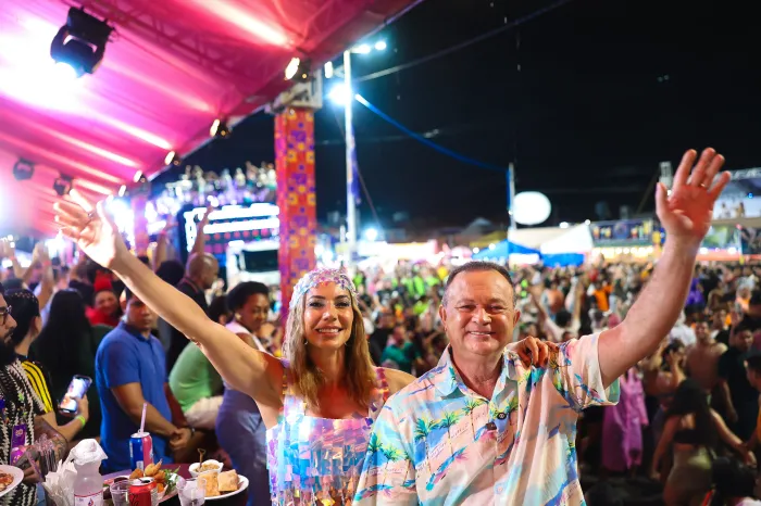 Glória Groove, Xanddy Harmonia e Ávine Vinny agitaram o circuito Vem Pro Mar no segundo dia de Carnaval