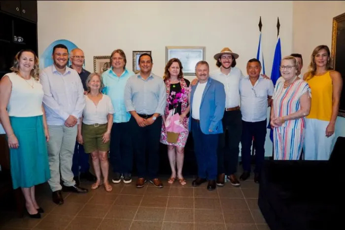 Caravina participa de encontro com Embaixadora da República Tcheca em Batayporã