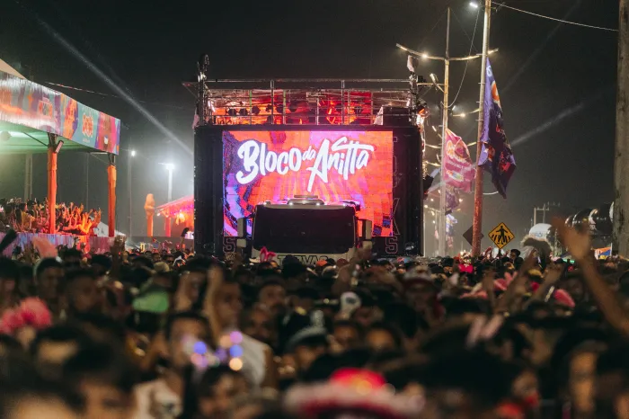 Anitta faz show histórico na capital maranhense
