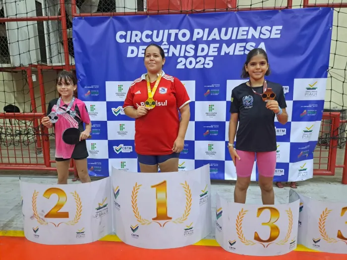 Estudante da rede estadual conquista medalha de prata no Circuito Piauiense de Tênis de Mesa