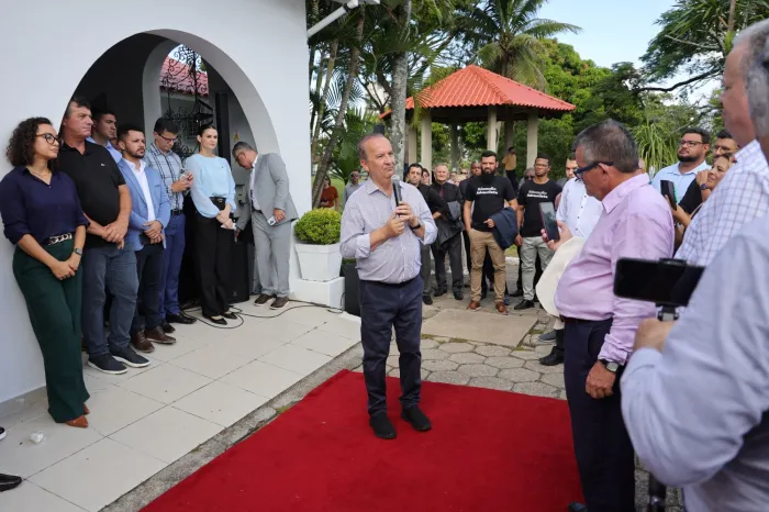 Encontro com governador na Casa d’Agronômica reúne cerca de 600 líderes religiosos