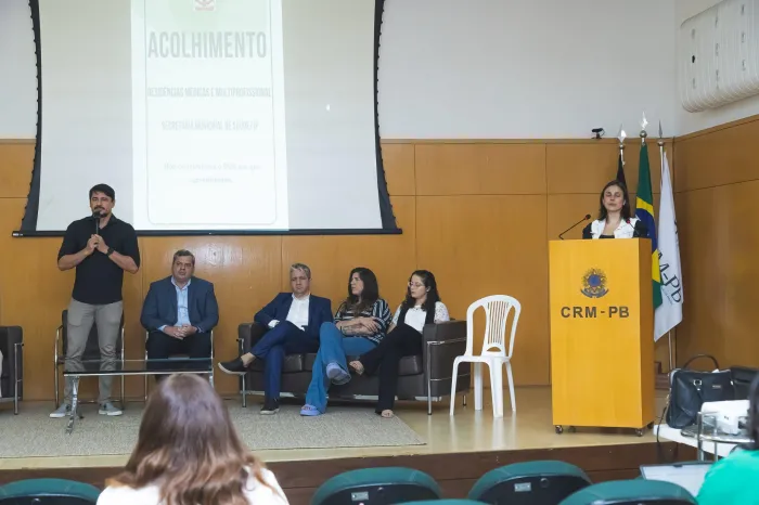 Secretaria de Saúde recepciona novos residentes médicos e multiprofissionais