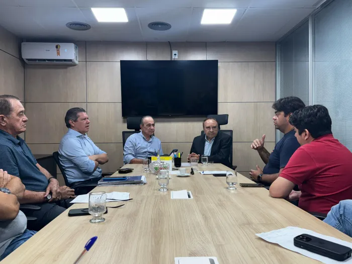 Interdição da ponte sobre o Rio Pindaré é discutida em reunião na Sinfra com representantes do DNIT