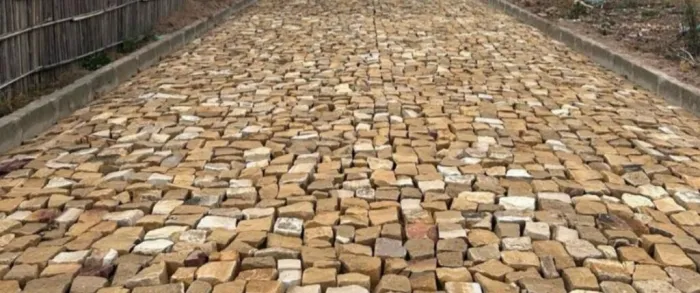 Governo do Estado vai pavimentar 2,8 mil m² de ruas com paralelepípedo na Vila Irmã Dulce