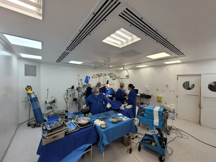 Hospital Regional de Oeste realiza primeira cirurgia cardíaca pelo SUS, após habilitação pelo Estado