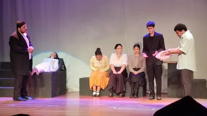 Centro de Convivência promove aula experimental de teatro