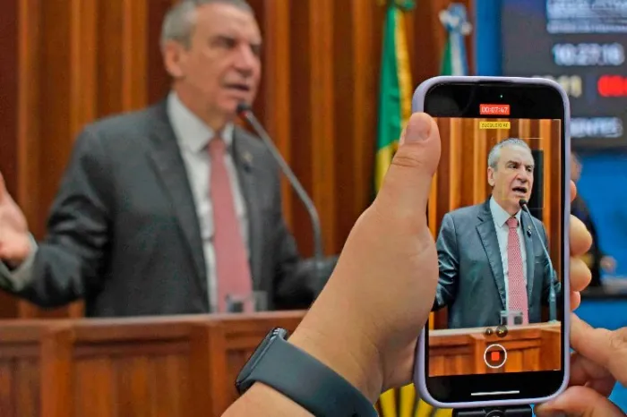 Deputados repudiam violência contra jornalista e Paulo Corrêa cobra providências