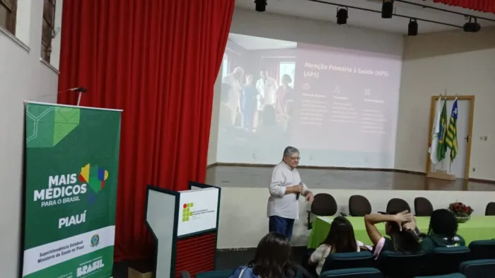 Sesapi realiza acolhimento para novos profissionais do Programa Mais Médicos em Floriano