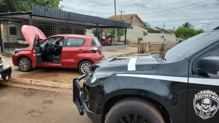 Polícia Civil recupera carro furtado em Campo Grande