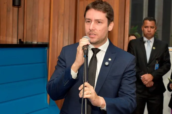 Proposta legislativa versa sobre liberdade cibernética