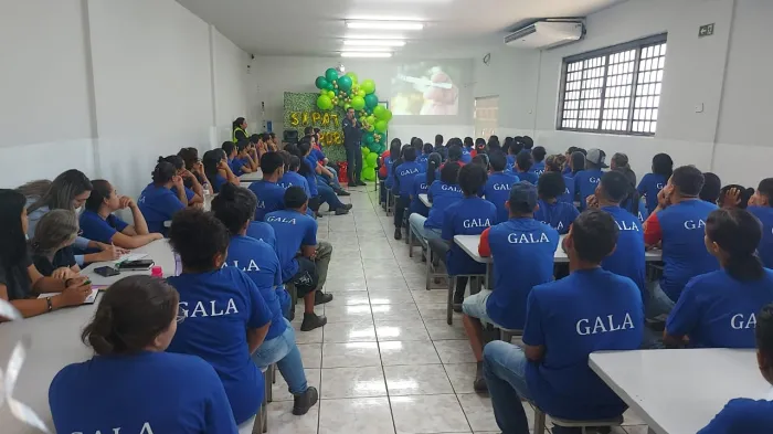 Polícia Militar realiza palestra de prevenção ao uso de drogas, em Aparecida do Taboado