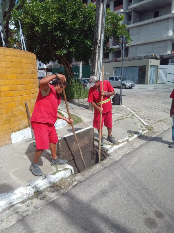 Seinfra finaliza semana com serviços de manutenção em 40 bairros de João Pessoa