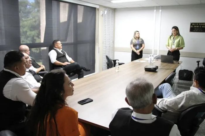 Disseminar informações e conscientizar sobre os impactos do álcool