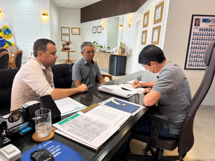 Prefeitura de Paraíso firma convênio com Comunidade Terapêutica Jovens de Valor para acomodação de animais recolhidos nas vias públicas da cidade