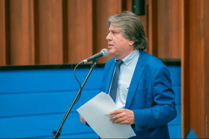 Caravina solicita reparos urgentes na Escola Estadual Adilson Alves em Brasilândia