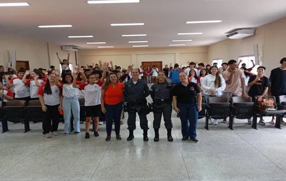 Polícia Militar participa de palestra sobre violência contra a mulher em Afonso Cláudio