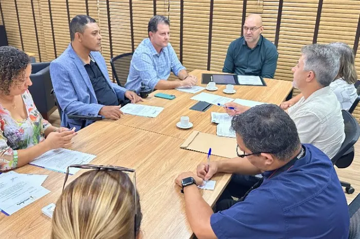 Renato Câmara articula Escola Agrícola e busca inclusão de aluno PCD em Sidrolândia