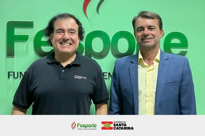 Fesporte recebe visita do piloto André Gaidzinsk, representante histórico de SC no automobilismo