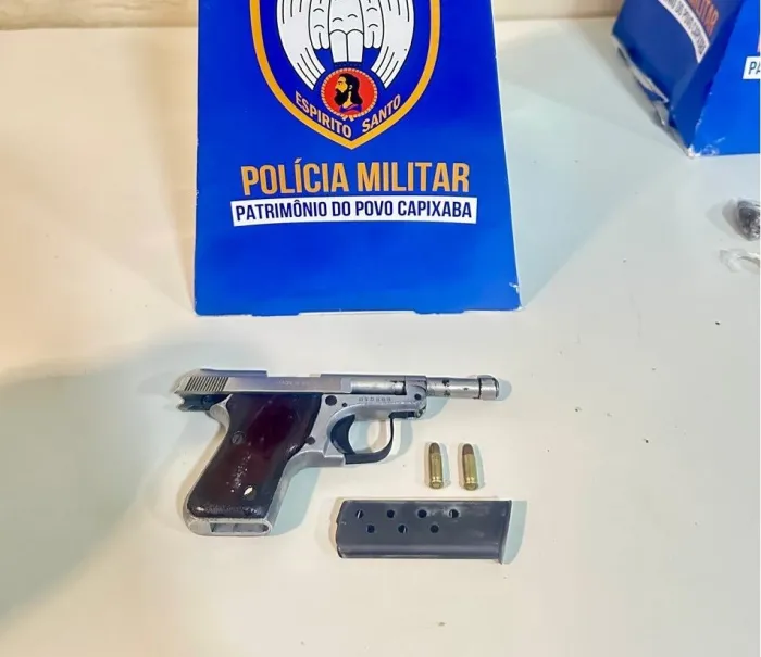 10º BPM APREENDE DROGAS E ARMA DE FOGO EM GUARAPARI