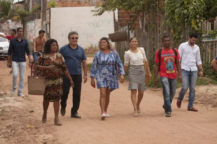 Zenaldo Coutinho vistoria obras de saneamento nos bairros de Belém