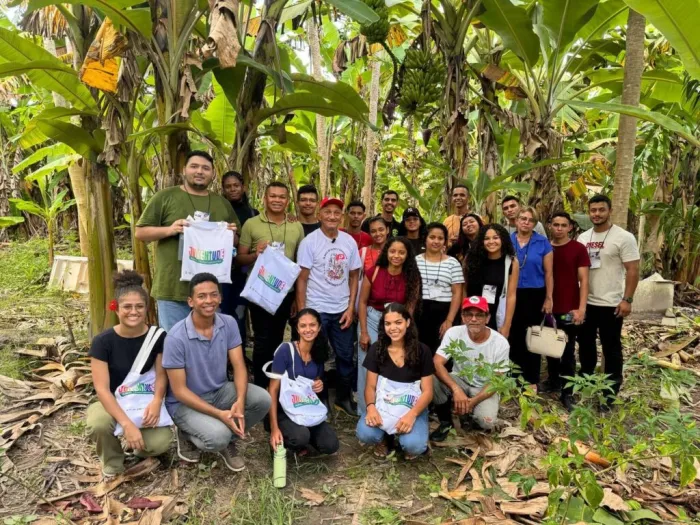 Estudantes do Programa Juventude Rural Transformadora realizam visita de campo em assentamentos de Teresina