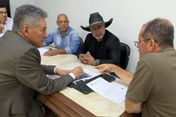 Em reunião no Dnit, Deputado Hashioka e prefeito de Ivinhema solicitam melhorias na BR-376