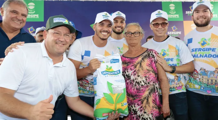 Fotos: César de Oliveira e Reinaldo Moura