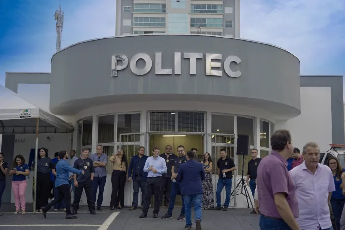 Governador Mauro Mendes e prefeito Miguel Vaz inauguram oficialmente a Politec de Lucas do Rio Verde