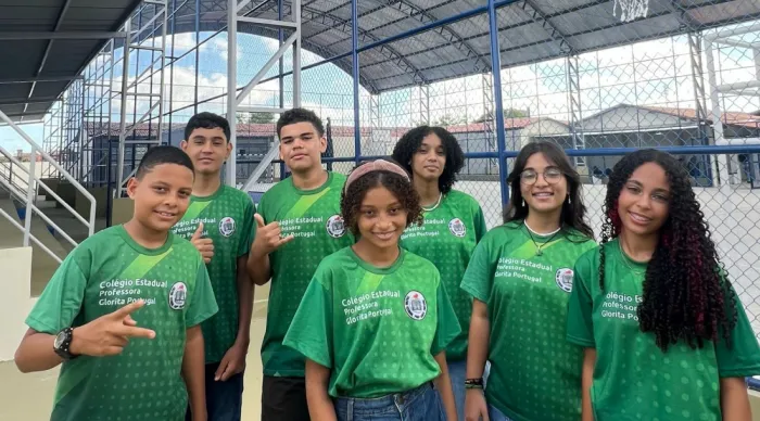 Alunos comemoram melhorias que qualificarão a aprendizagem / Fotos: Seed