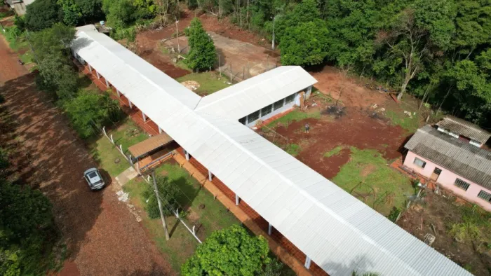 Reforma da cobertura da Escola Almirante Tamandaré, em Tiradentes do Sul, foi concluída em 20 de fevereiro -Foto: Tupac Amaru Casarotti Cardoso/SOP