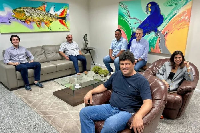 Paulo Corrêa articula recursos para saúde e infraestrutura de Sidrolândia