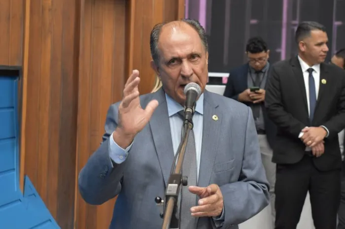 Zé Teixeira reivindica investimentos em Angélica e Rio Brilhante