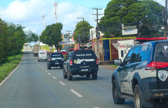 Meu Celular de Volta: operação cumpre mandados de busca e fiscaliza comércios na Grande Ilha