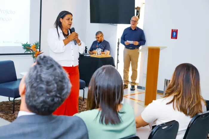 Prefeitura de Caruaru lança projeto “Corte & Recomeço” para capacitar mulheres na área da beleza