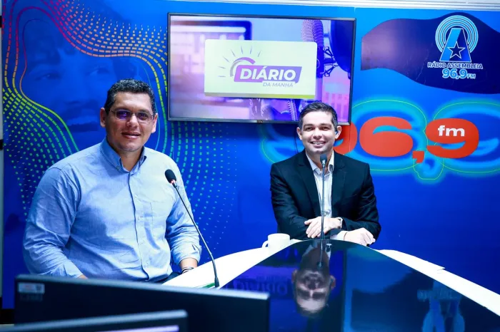 ‘Diário da Manhã’ – Secretário Thiago Prado destaca nova etapa do Cartão Universitário