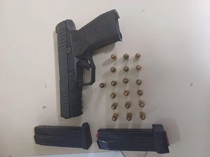 Polícia Militar apreende arma de fogo em Terra Vermelha, Vila Velha