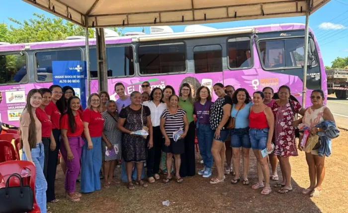 Comunidade de Campo Maior recebe serviços oferecidos pelo Ônibus Lilás