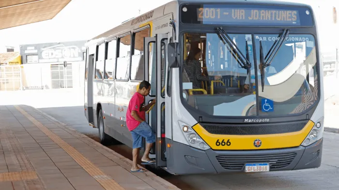 Trânsito participa de discussões sobre futuro do Transporte Público