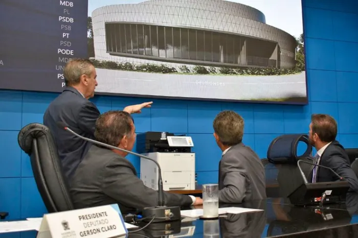 Presidente anuncia construção do novo plenário da ALEMS: marco de modernidade e eficiência